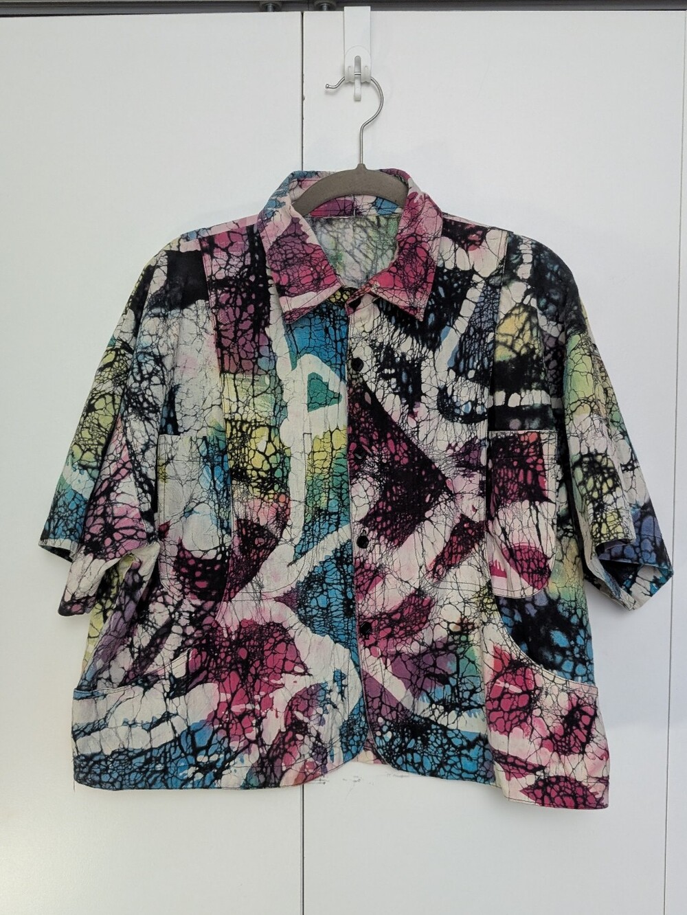 🌈 Cropped rainbow tie-dye natural fiber button-down shirt 🌈